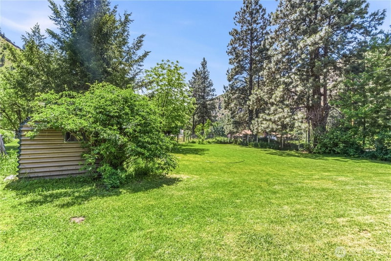 9818 Entiat River Road photo 34