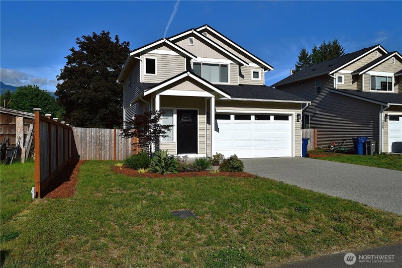1055 Montague Avenue photo 2