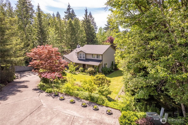 2539 E Lynnwood Drive photo 1