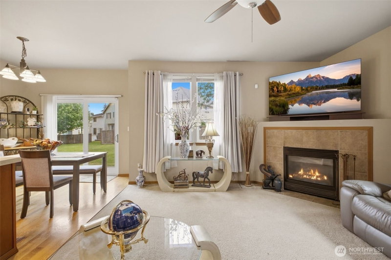 18623 115th Avenue E photo 2