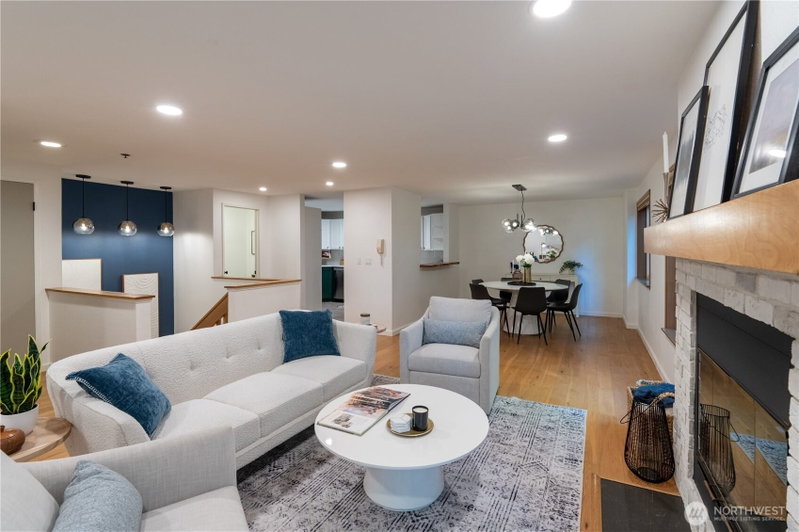 1028 Lakeview Boulevard E #8 photo 2