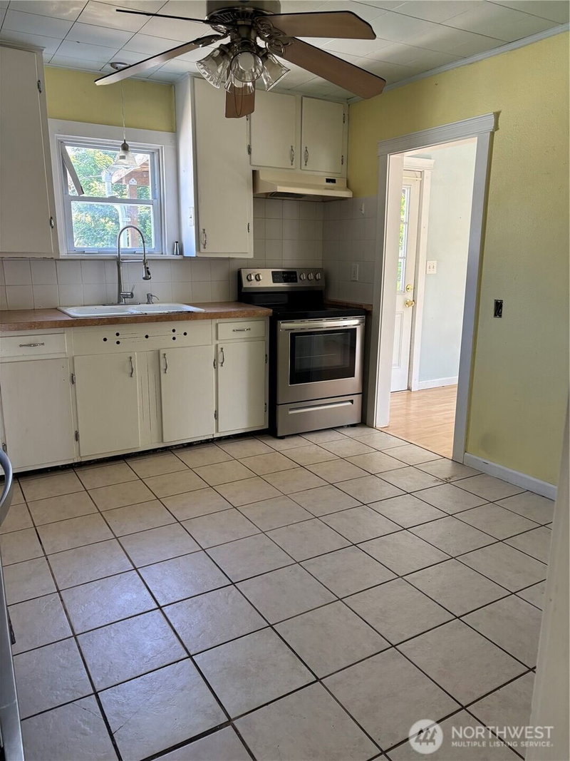 1509 Everett Street photo 10