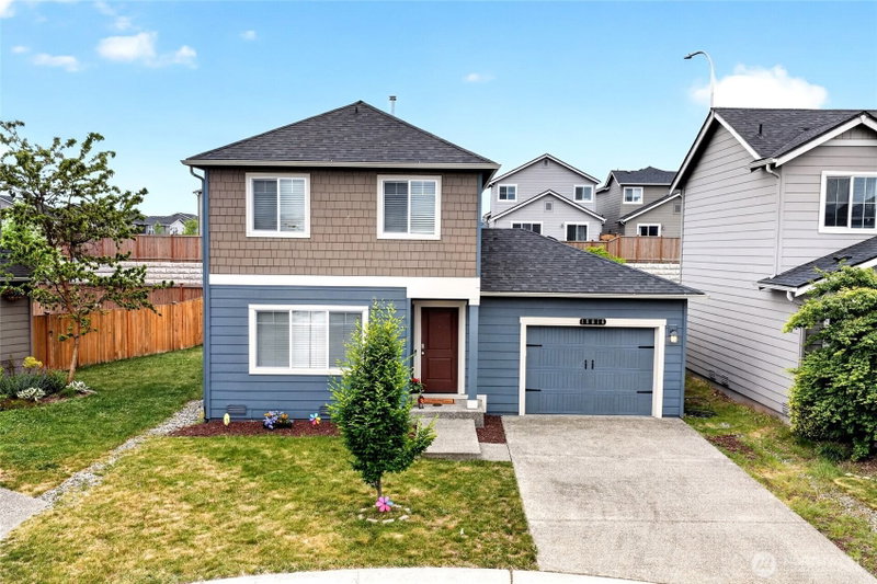 10816 185th Street E photo 1