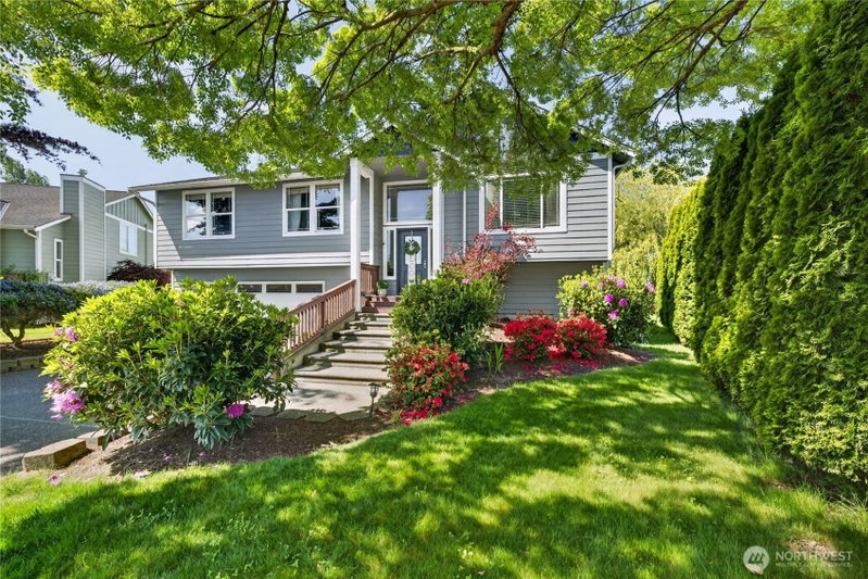 20312 Christie Place photo 2
