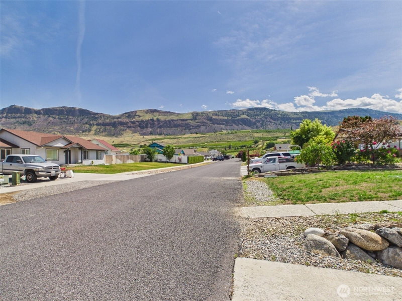 52 Ambrosia Lane photo 28