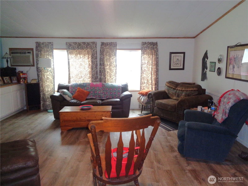 251 Spring Coulee Road photo 2
