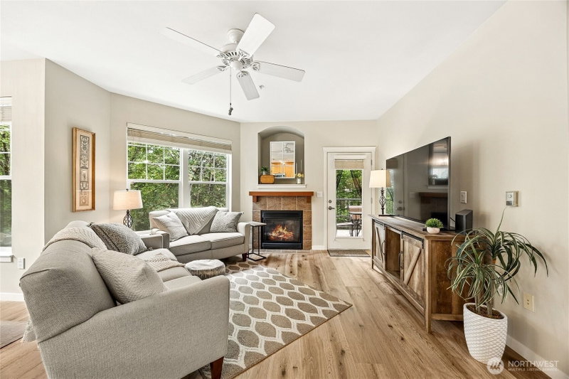 4335 Issaquah Pine Lake Road SE #1402 photo 1