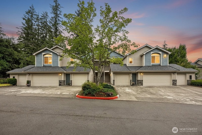 4335 Issaquah Pine Lake Road SE #1402 photo 2