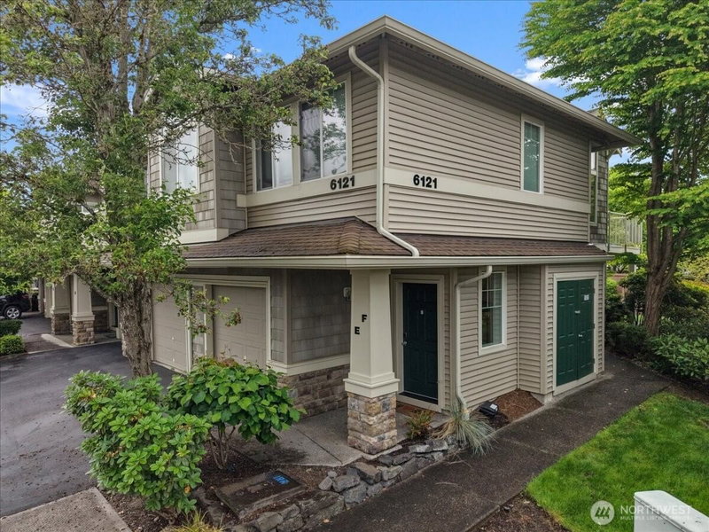 6121 Hazel Avenue SE #E photo 2