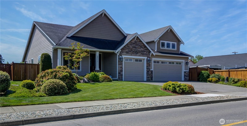 2311 Alder Street photo 2
