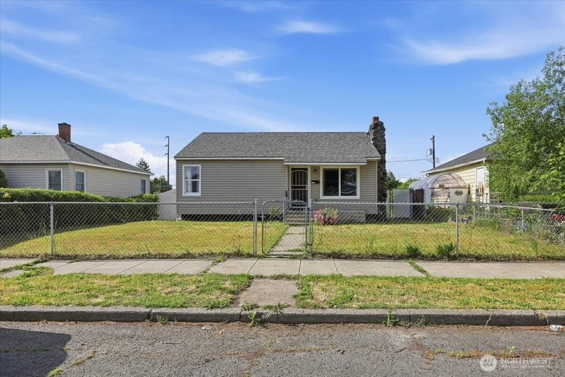 1324 E Kiernan Avenue photo 2