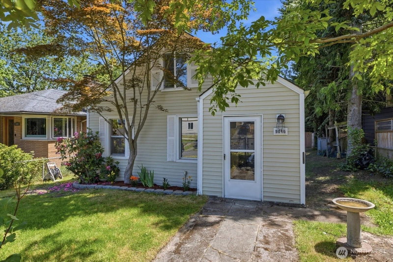 9046 7th Avenue NW photo 35