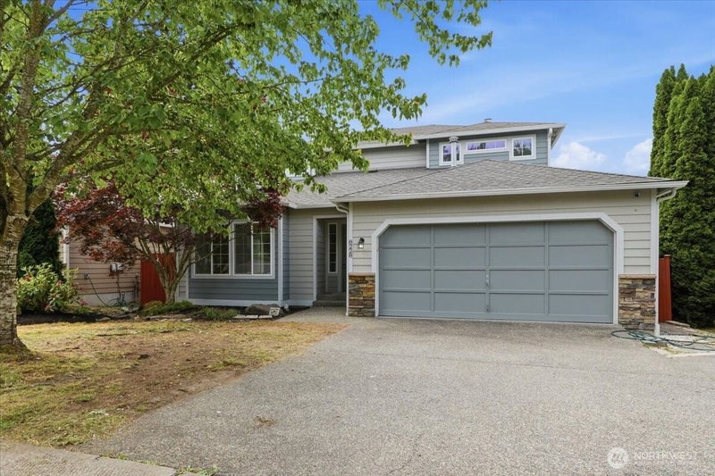 8228 184th Street Ct E photo 1