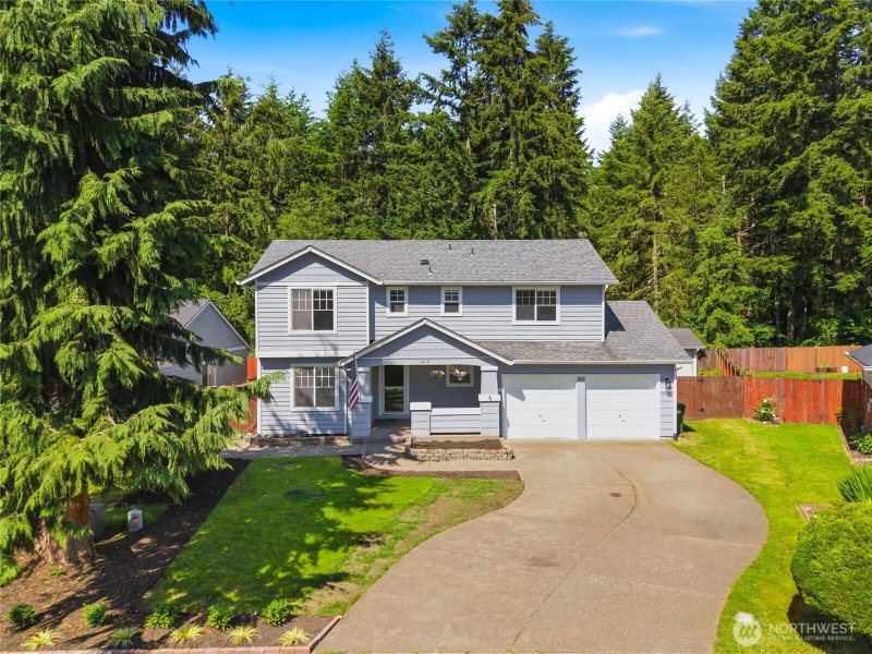 3419 Lynn Ct. NE photo 2