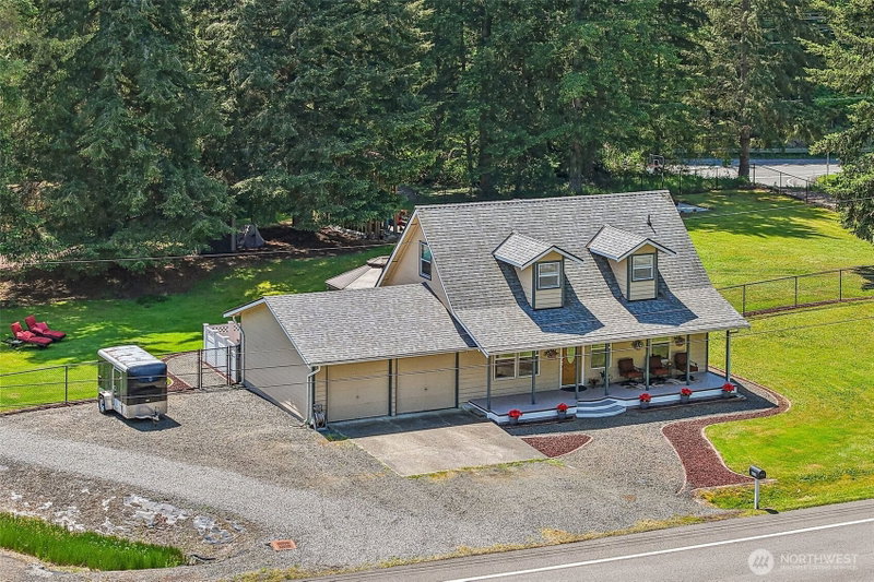 6118 180th Place NW photo 2