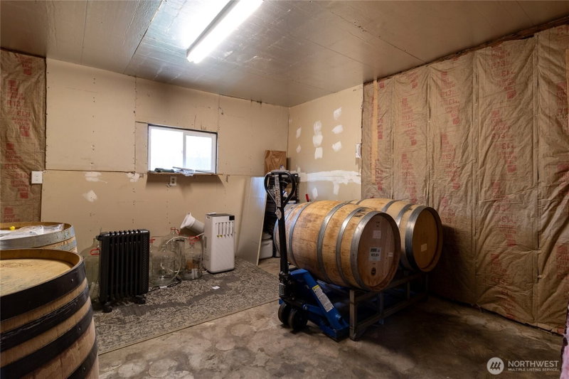 1821 J Street photo 27