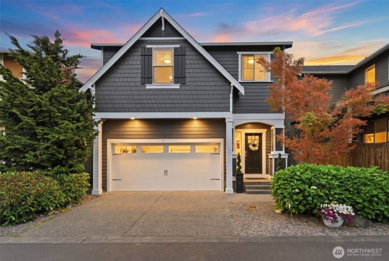 21 92nd Drive SE photo 1