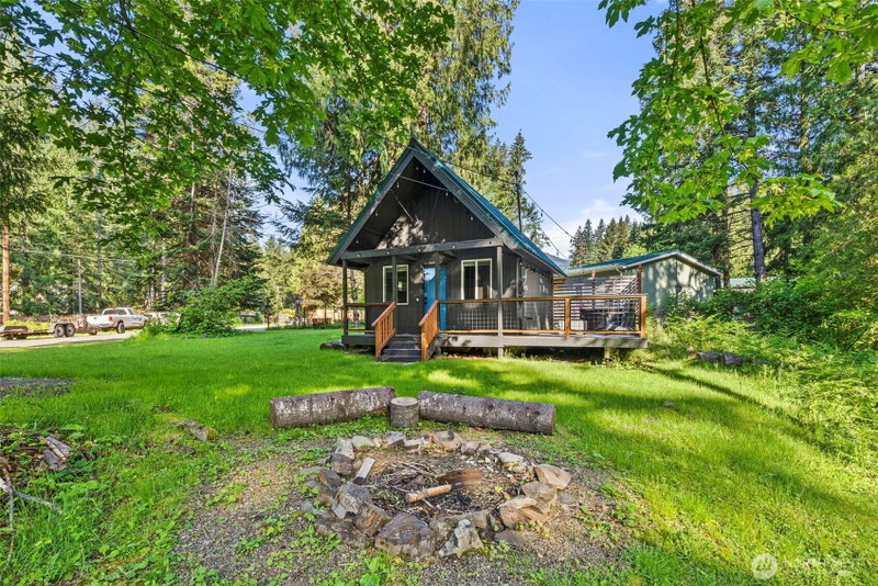 110 Mt Rainier Drive photo 28