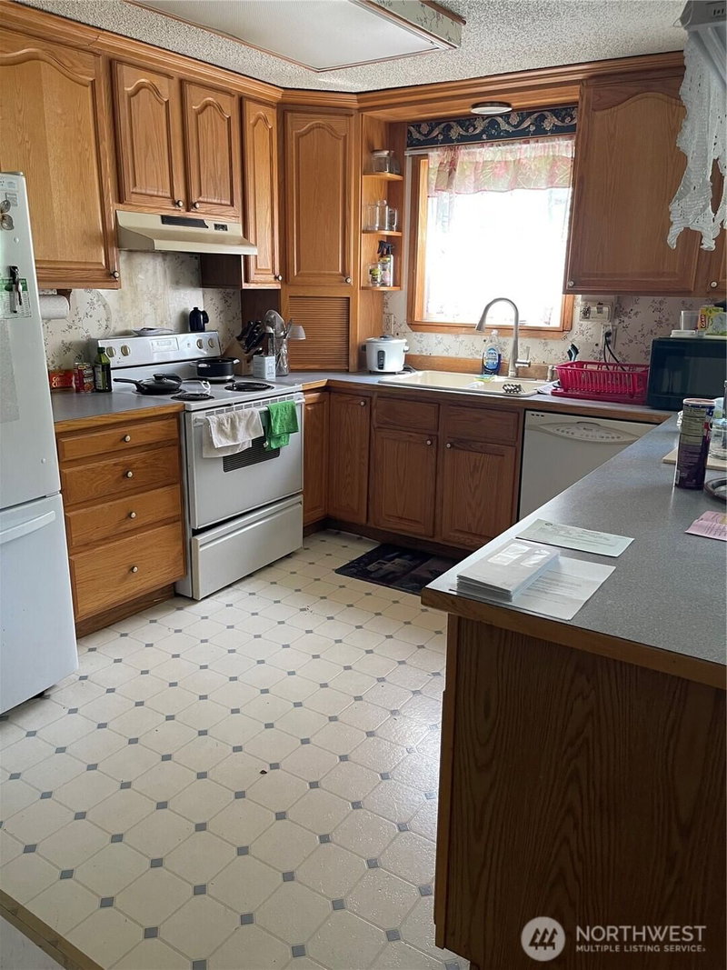 15212 14th Avenue S photo 2