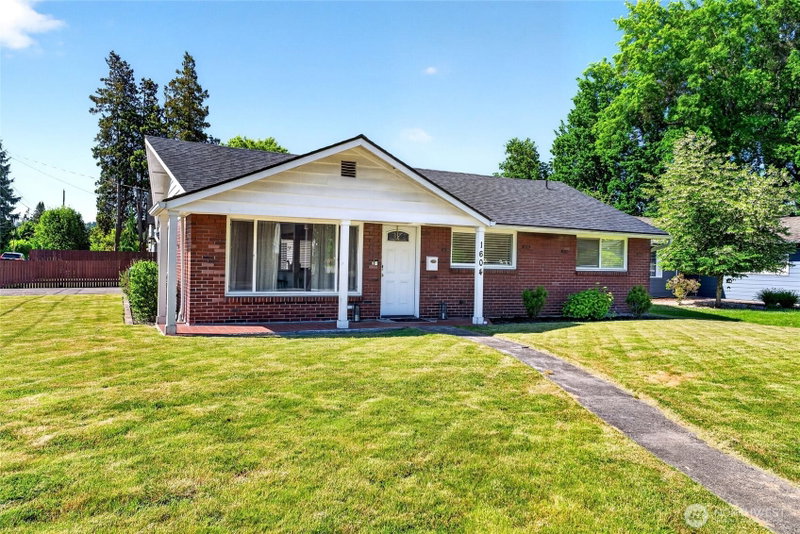 1604 W Pioneer Avenue photo 33