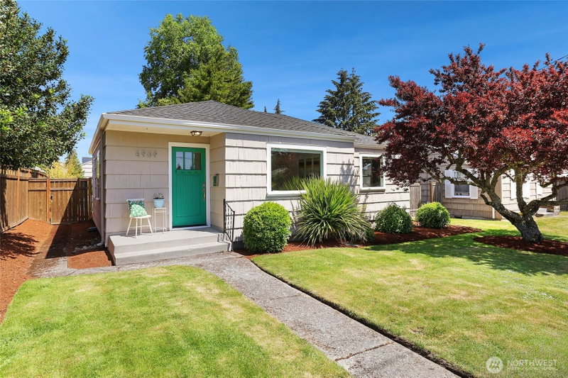 4909 N 25th Street photo 2