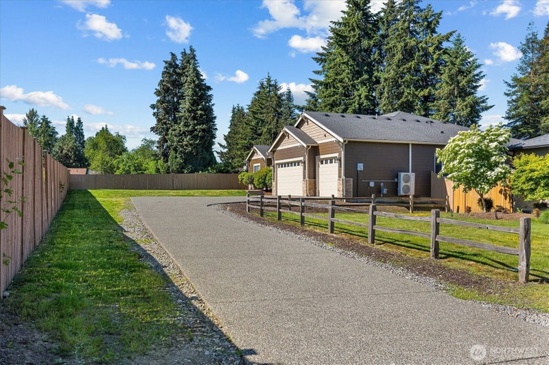3210 14th Street Pl SW photo 2