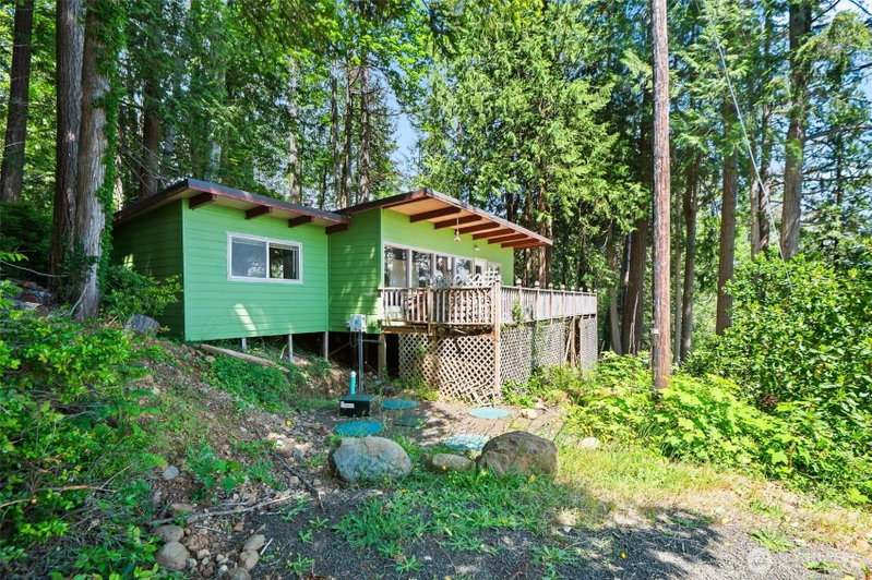 98 Hidden Cove photo 2