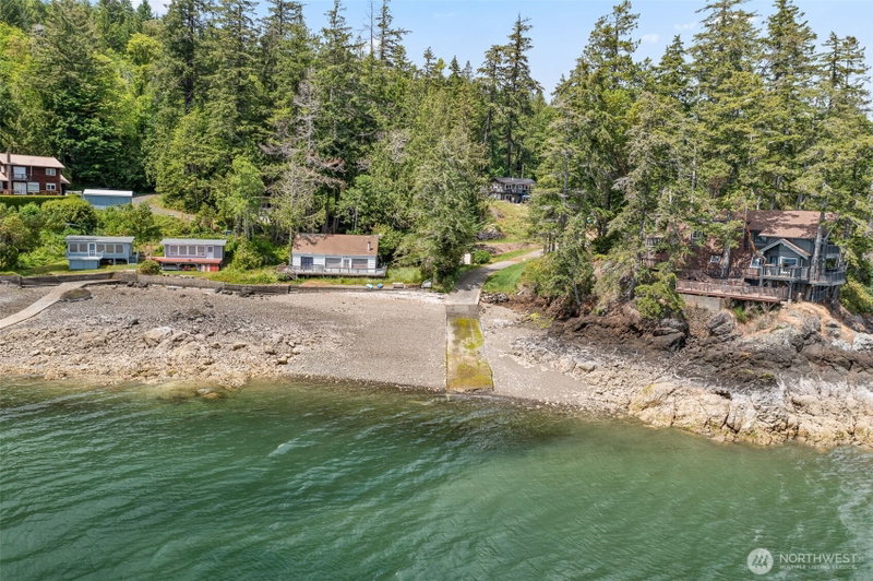 98 Hidden Cove photo 40