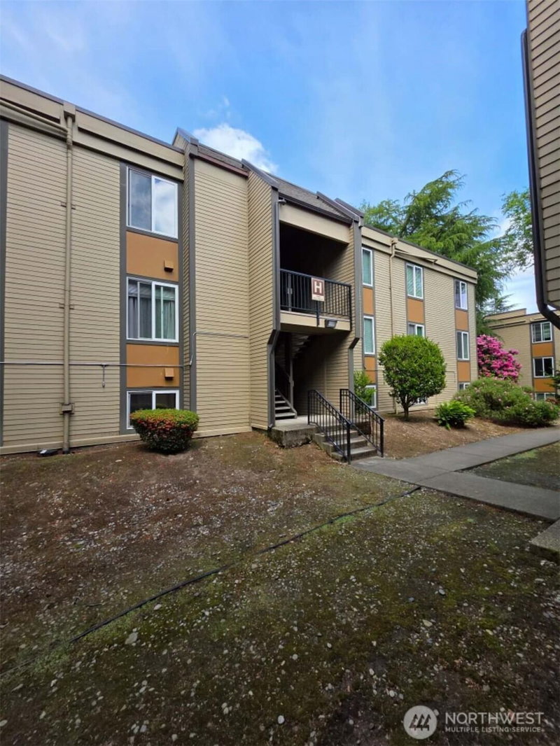 14605 34th Street NE #h19 photo 2