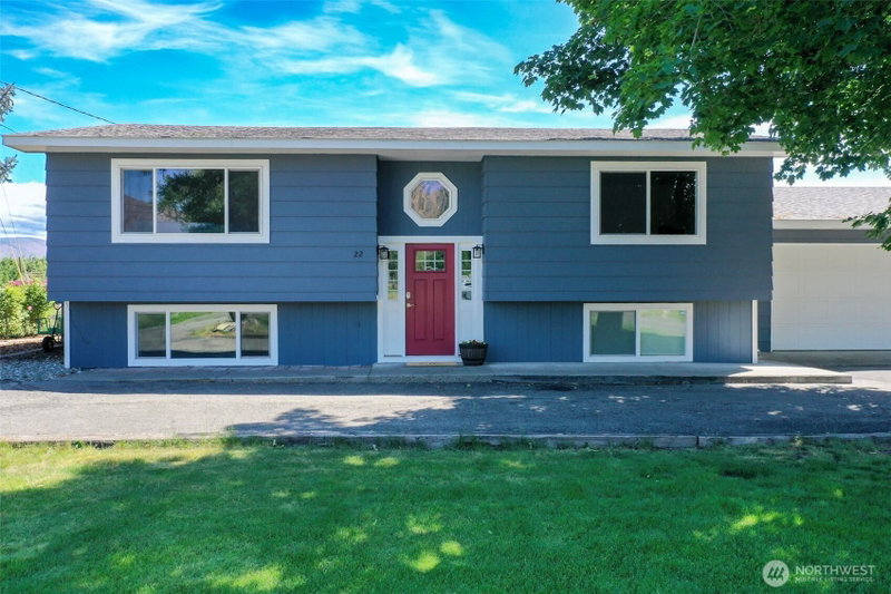 22 Weatherstone Road photo 1