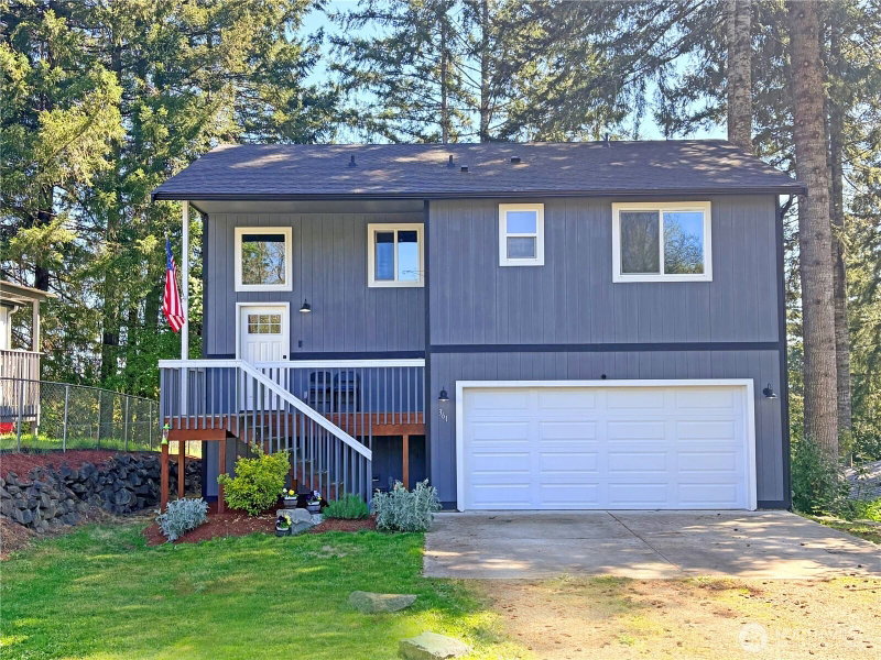 361 NE Barbara Boulevard photo 1