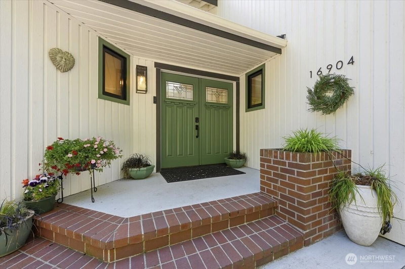 16904 Mount Forest Boulevard photo 2