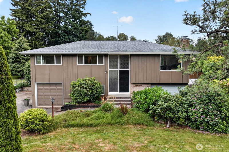 13332 173rd Avenue SE photo 1