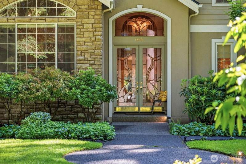 12501 Nuthatch Drive NW photo 2