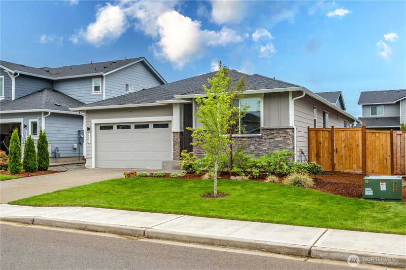 18224 134th Avenue E photo 2