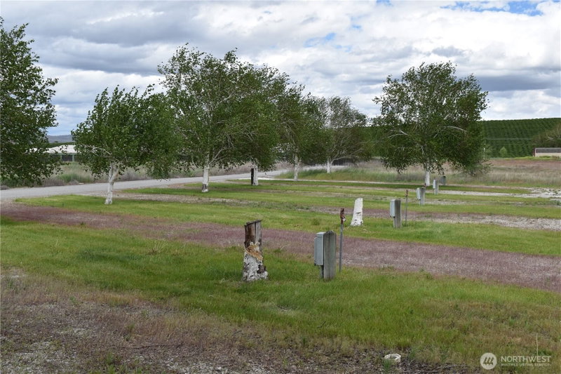 0 xx Old Highway 97 photo 2