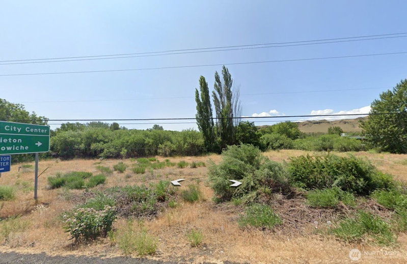 10812 Highway 12 photo 2
