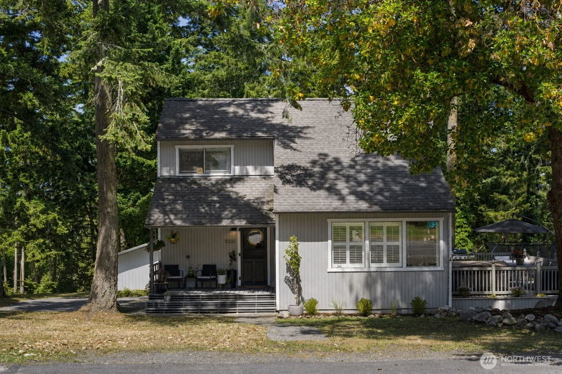 1000 Park Street photo 1