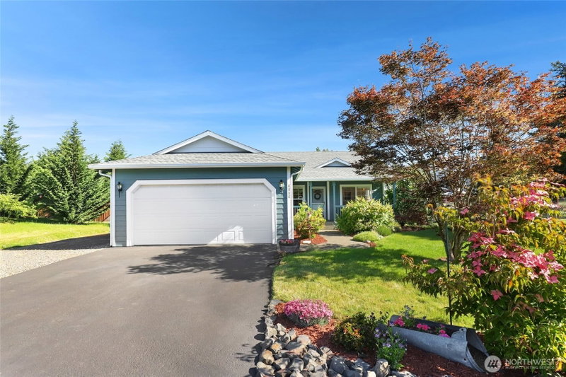 8008 188th Avenue SW photo 2