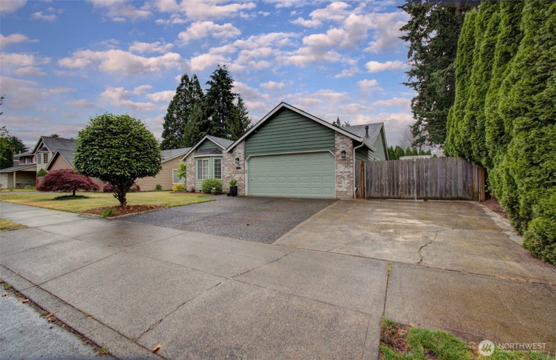 10411 NE 94th Street photo 2