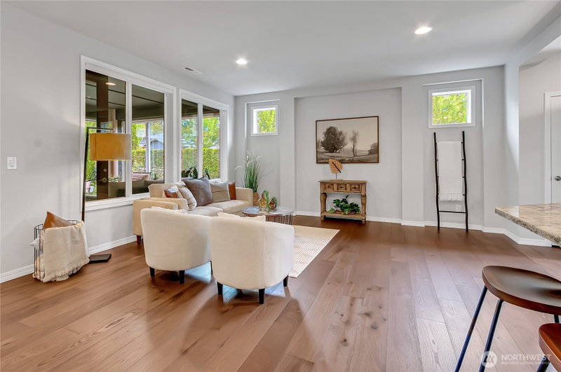 18727 145th Street E photo 2