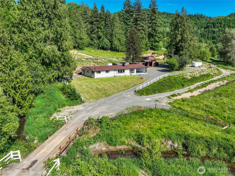 8442 US Highway 12 photo 2