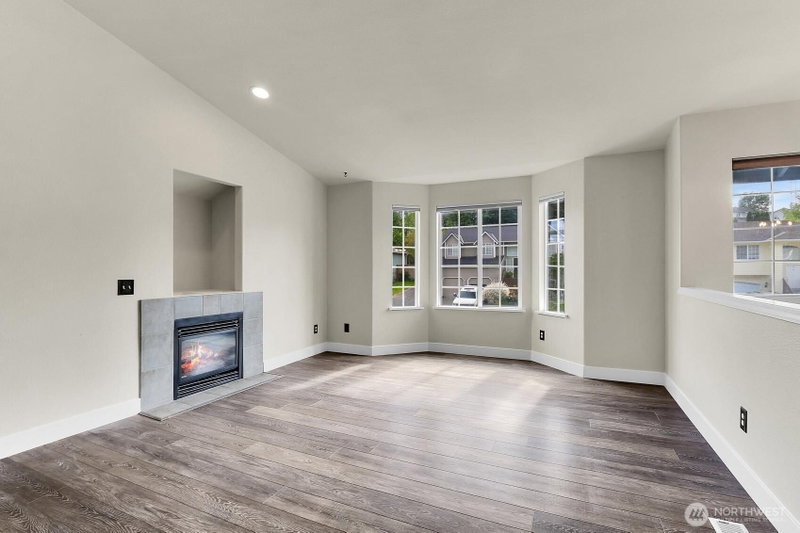 3323 Lake Drive photo 2