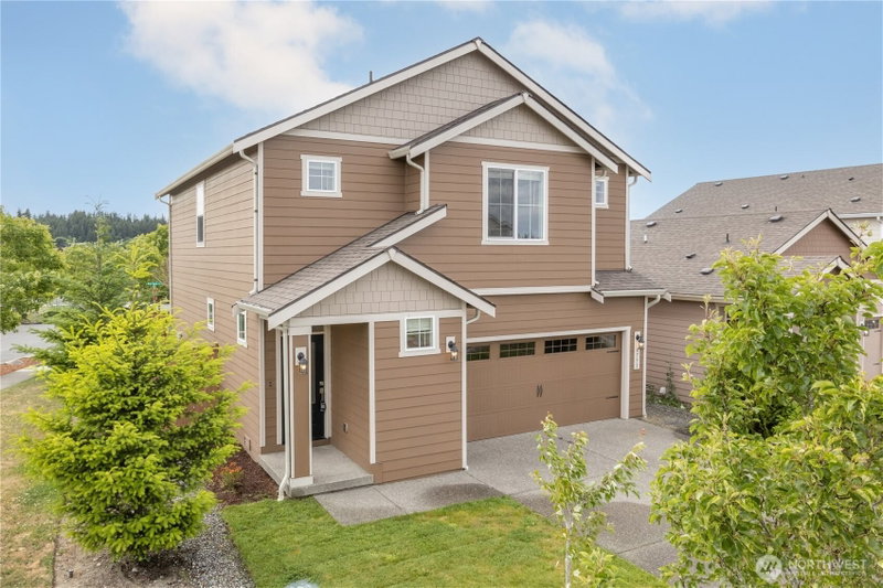 4753 Driftwood Street photo 2