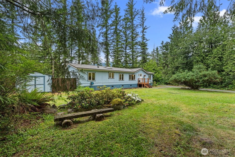 41405 Larson Drive photo 1