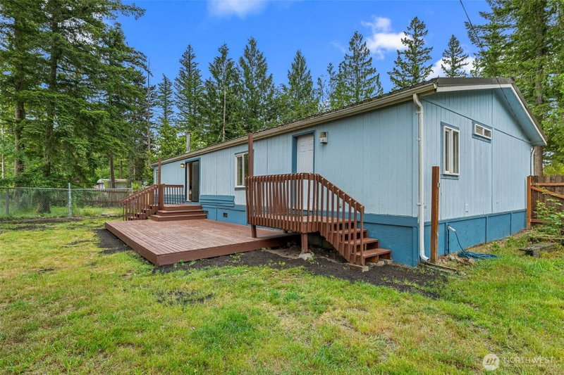 41405 Larson Drive photo 32