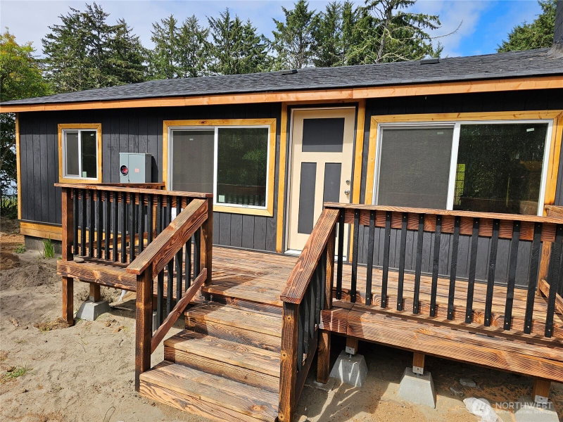 2231 SR 105 photo 2