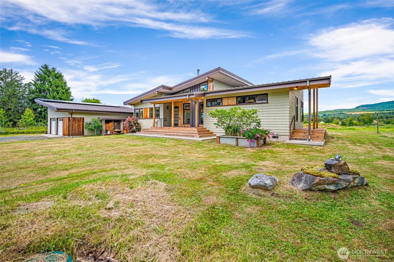 4860 Mission Road photo 2