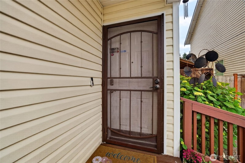 10426 198th Street Ct E photo 2