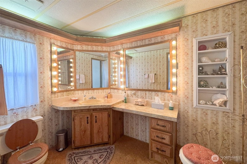 2240 Peace Portal Drive, Unit#15 photo 2